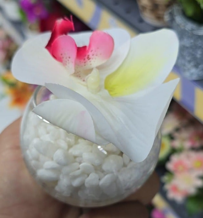 artificial rose vase